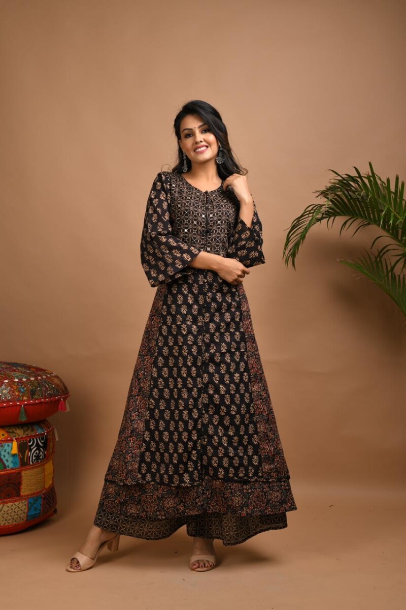 Kurti plazzo set black