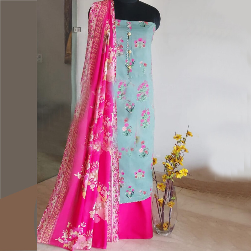 pinksuit 1