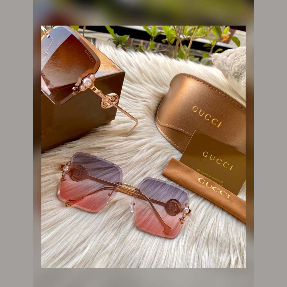 Gucci Ladies Sunglasses Black Oversized GG 1326 S 001 58mm New 889652412597  | eBay