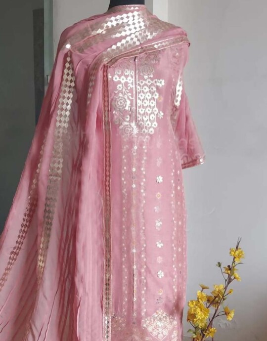 pinksuit