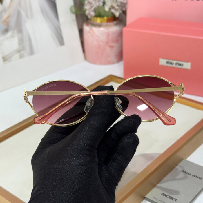 MIU MIU